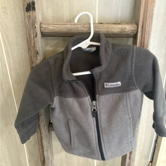 Columbia Other - Columbia Charcoal Fleece Jacket